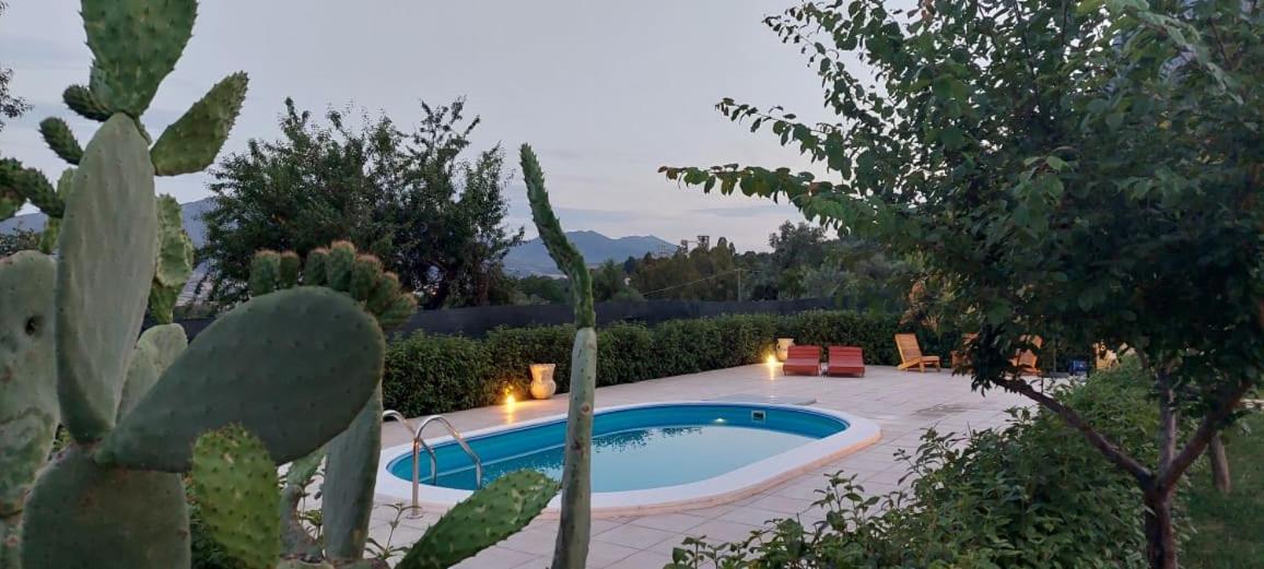 Indipendente Con Piscina Uso Esclusivo Internet Illimitato Villa Siniscola Exterior photo