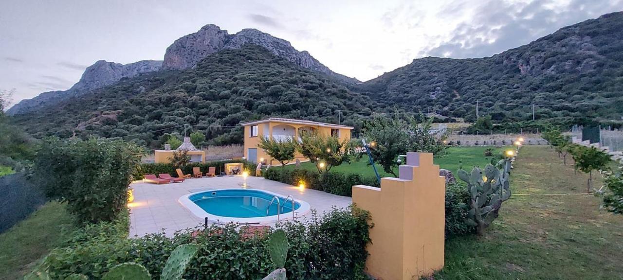 Indipendente Con Piscina Uso Esclusivo Internet Illimitato Villa Siniscola Exterior photo